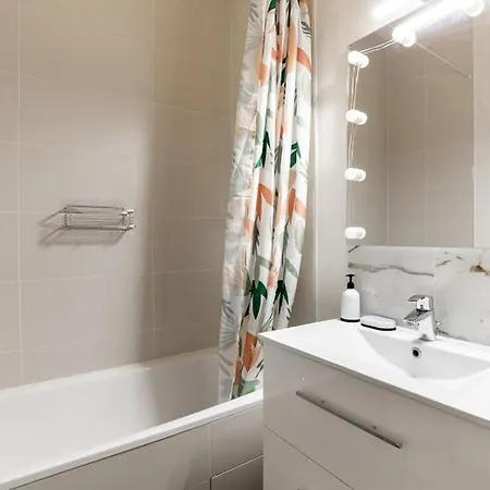 Ternes/niel : Luxueux 3br * Paris