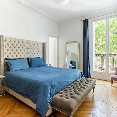 Ternes/niel : Luxueux 3br Paris